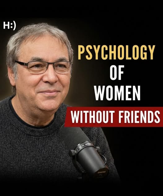 Women with few or no close friends often have a few things in common: they value independence, trust carefully, may carry past experiences of betrayal, enjoy their own company, and rely heavily on themselves emotionally. These traits aren’t weaknesses—they often come from strong boundaries, self-awareness, and a desire for genuine, meaningful relationships.